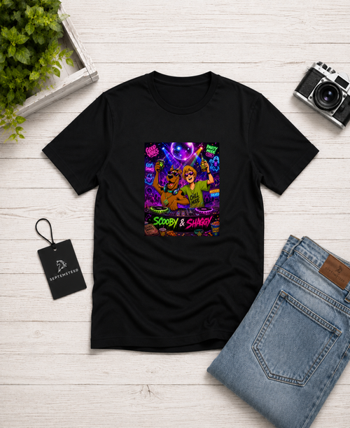 Chill look | Scooby & Shaggy | Unisex T-shirt